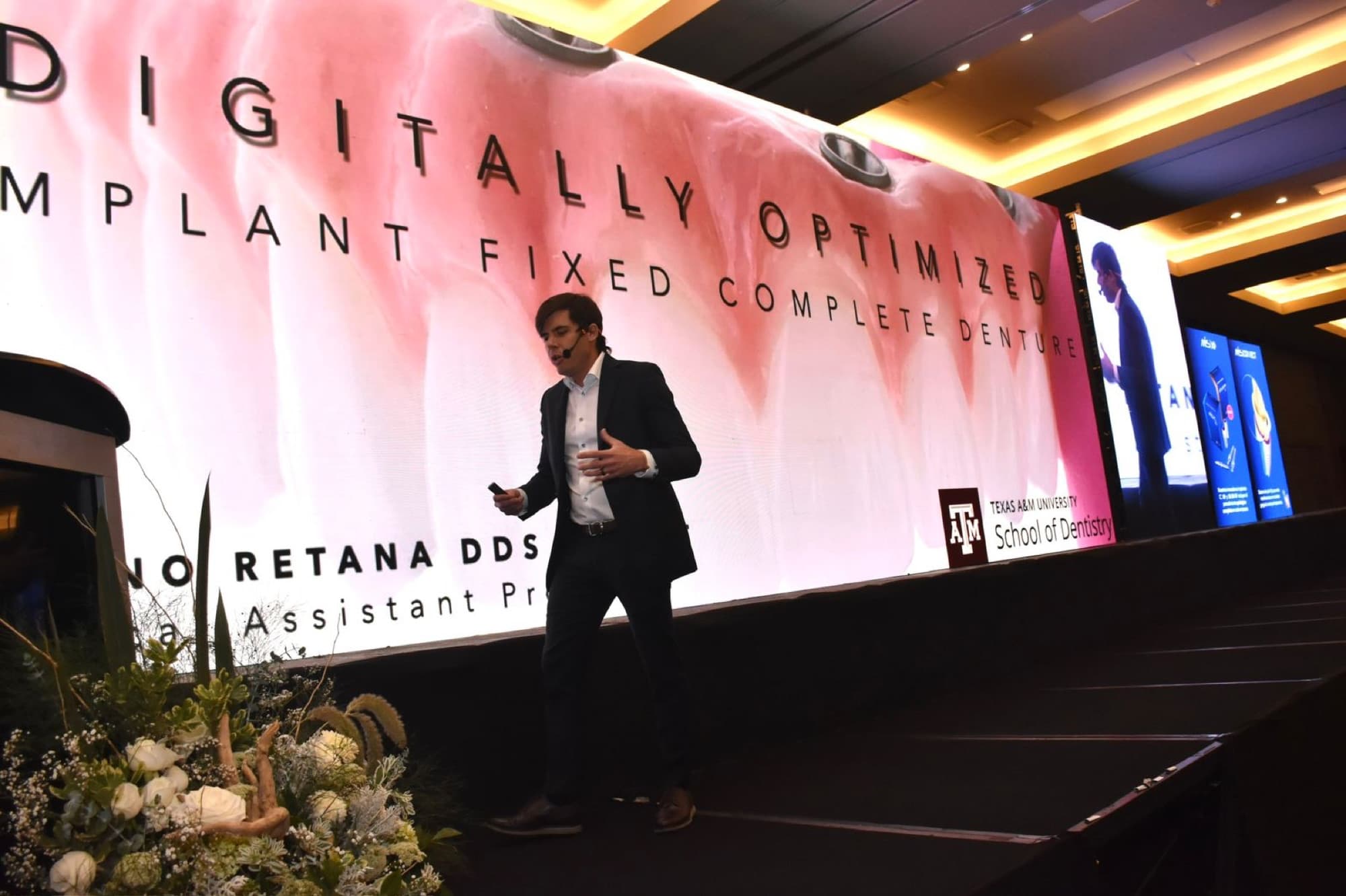Dr. Luciano Retana speaking at Texas A&M University School of Dentistry